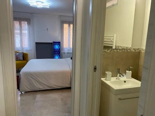 Vakantiehuis Casabella Chioggia Casa Indipendente Con Corte