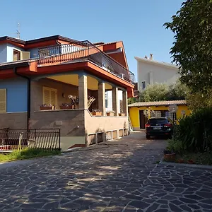  Alloggio in famiglia La Casa Degli Artisti E Del Coworking Italia